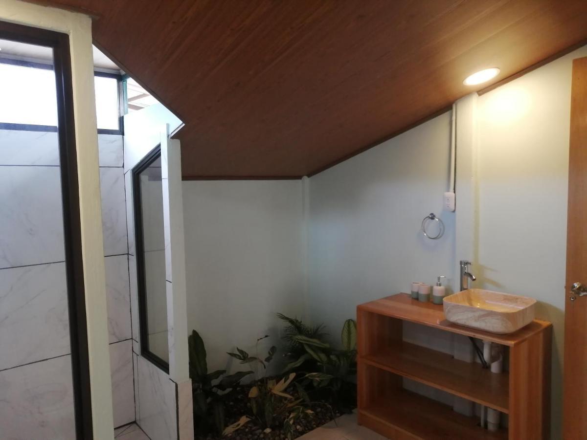 Playa Blanca Macaw Hotel Conte Ngoại thất bức ảnh