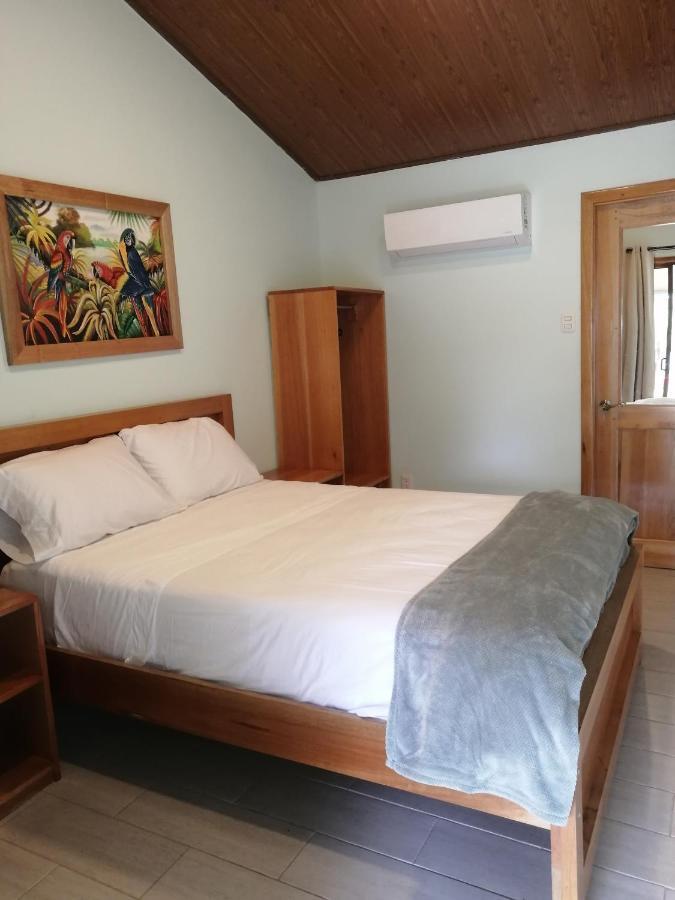 Playa Blanca Macaw Hotel Conte Ngoại thất bức ảnh